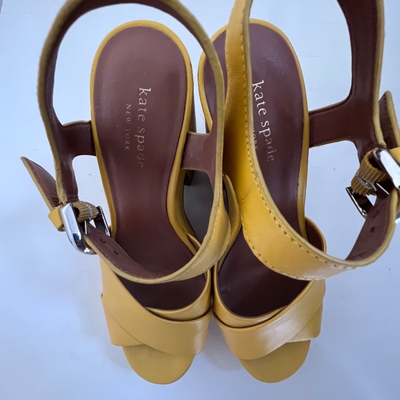 KATE SPADE GRACE PLATFORM SANDALS -7.5 (CLOSING CLOSET - MUST SELL BY MONDAY) - Picture 5 of 9